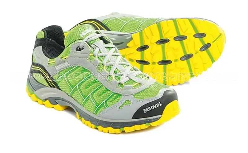 保罗2025新款冬季休闲运动鞋：现代时尚与舒适结合的典范